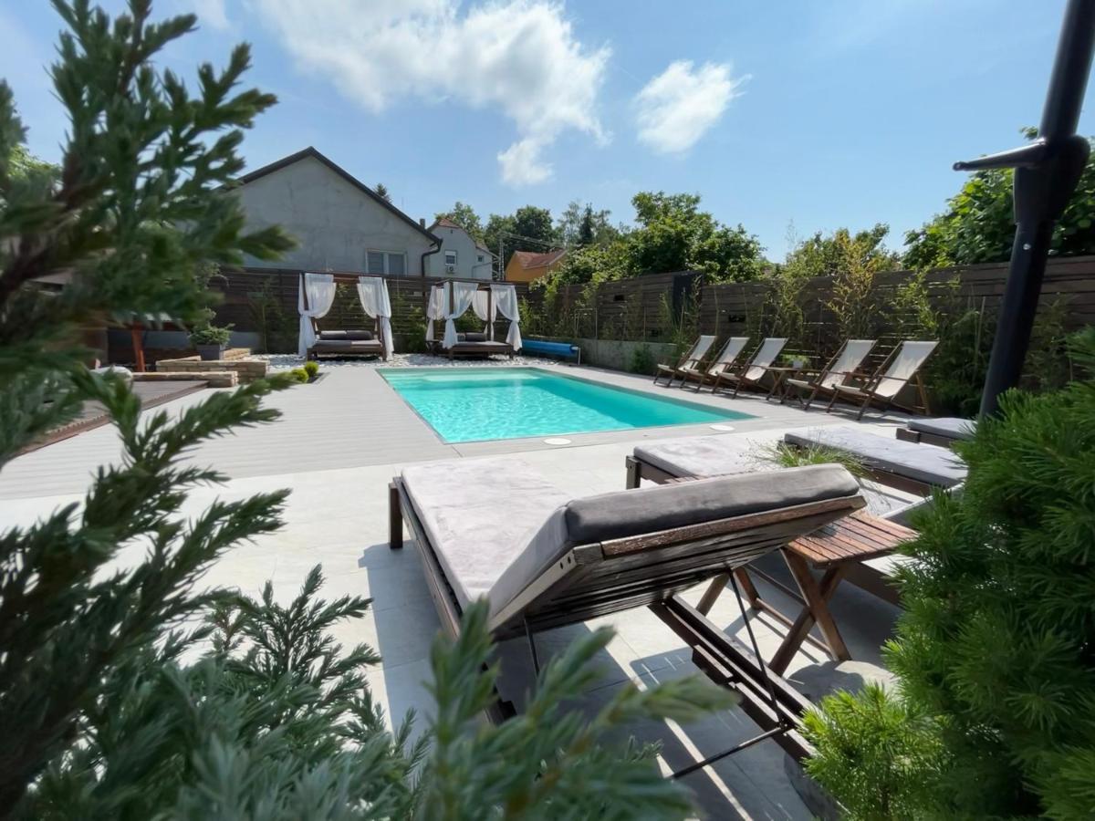 Gardenlux Vrdnik Apartment ภายนอก รูปภาพ