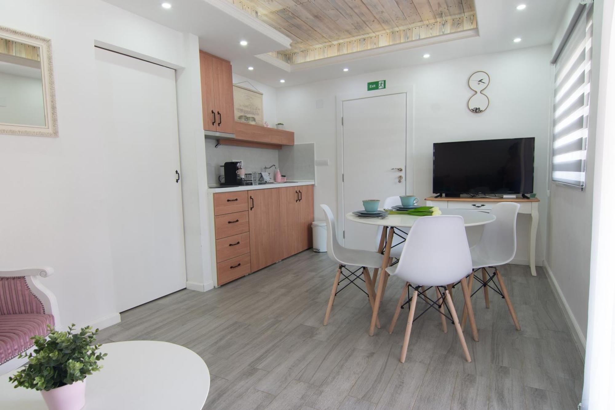 Gardenlux Vrdnik Apartment ภายนอก รูปภาพ