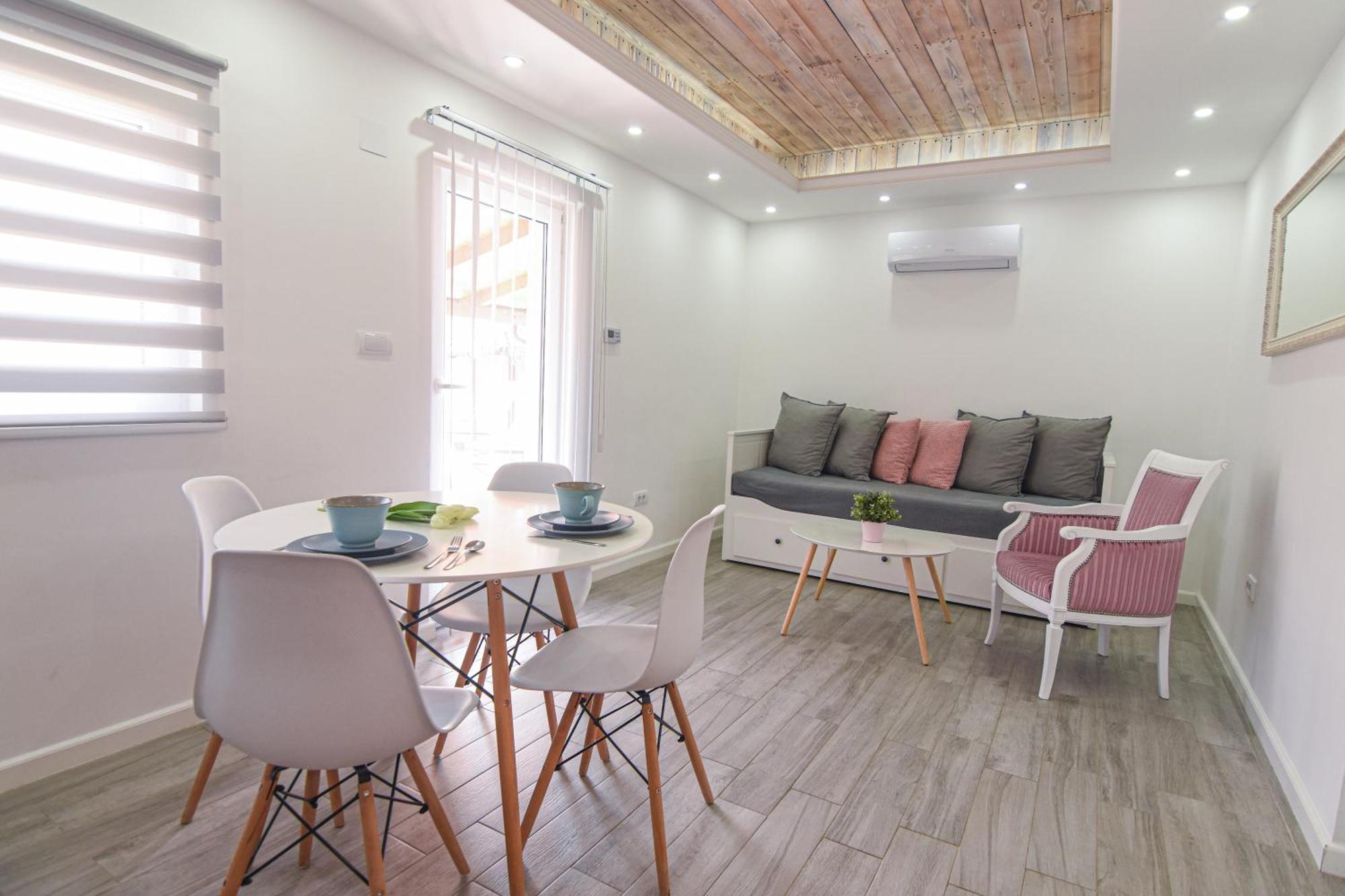 Gardenlux Vrdnik Apartment ภายนอก รูปภาพ
